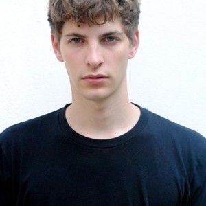 Meet your Posher, Cyril